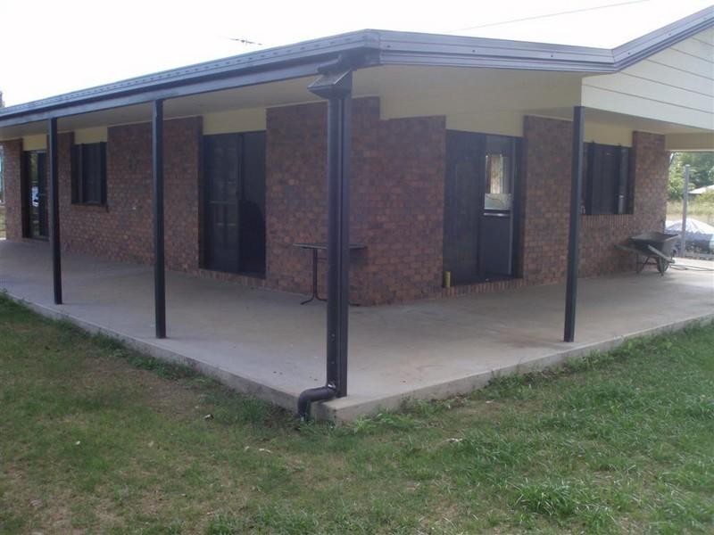 67 Moonmera Street, Kabra QLD 4702