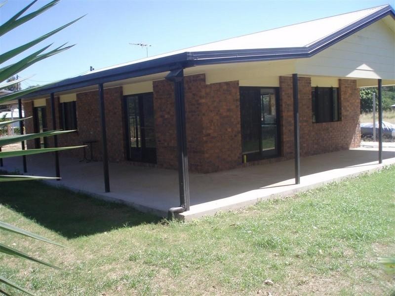 67 Moonmera Street, Kabra QLD 4702