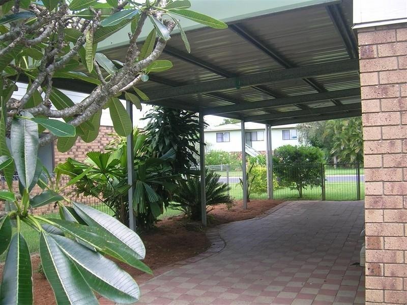 13 Ward Street, Gracemere QLD 4702