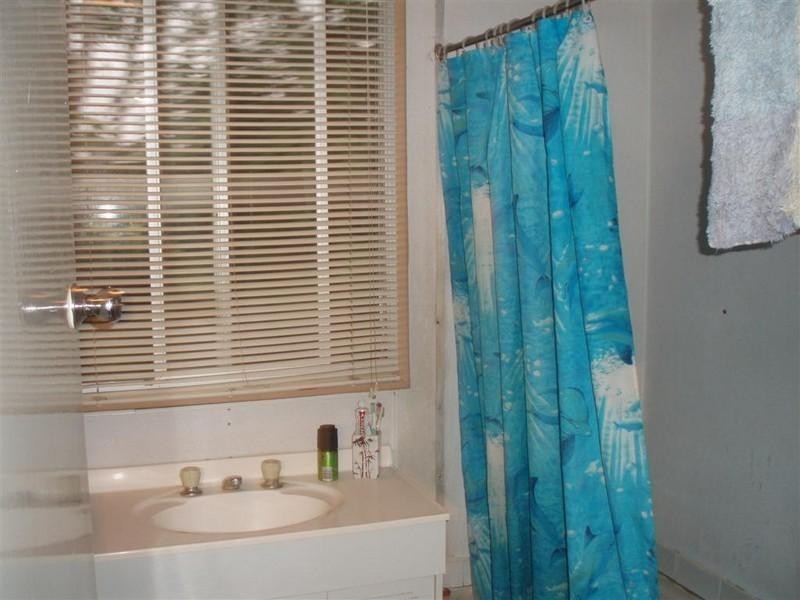 46 Isabella Street, Stanwell QLD 4702