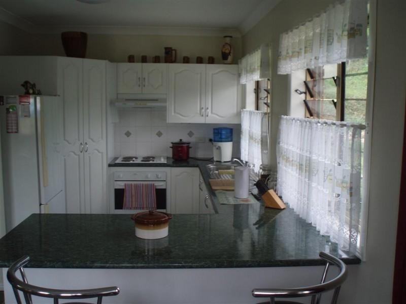 4 Dee Street, Mount Morgan QLD 4714