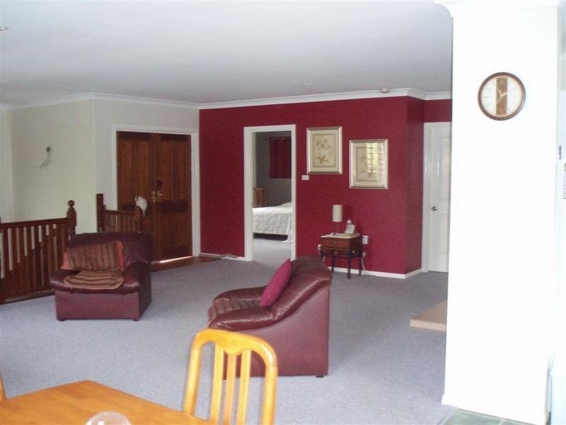 4 Dee Street, Mount Morgan QLD 4714