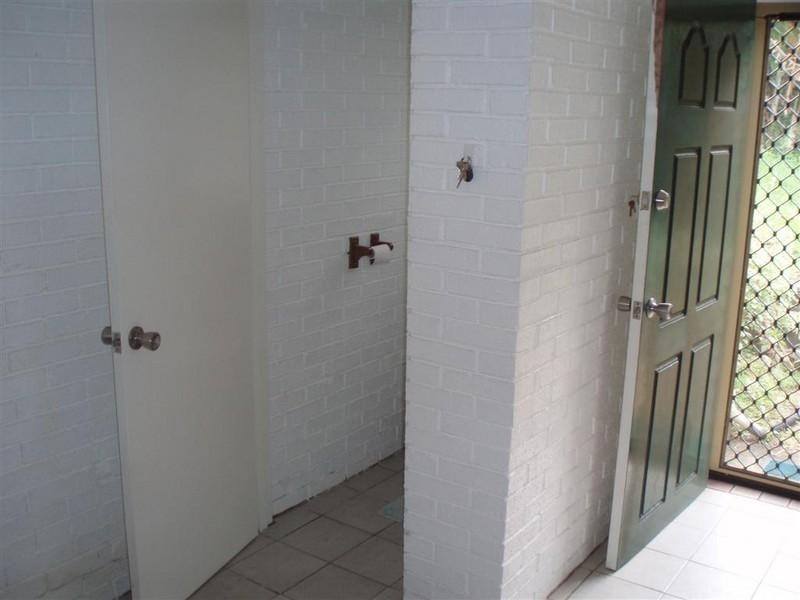 4 Dee Street, Mount Morgan QLD 4714