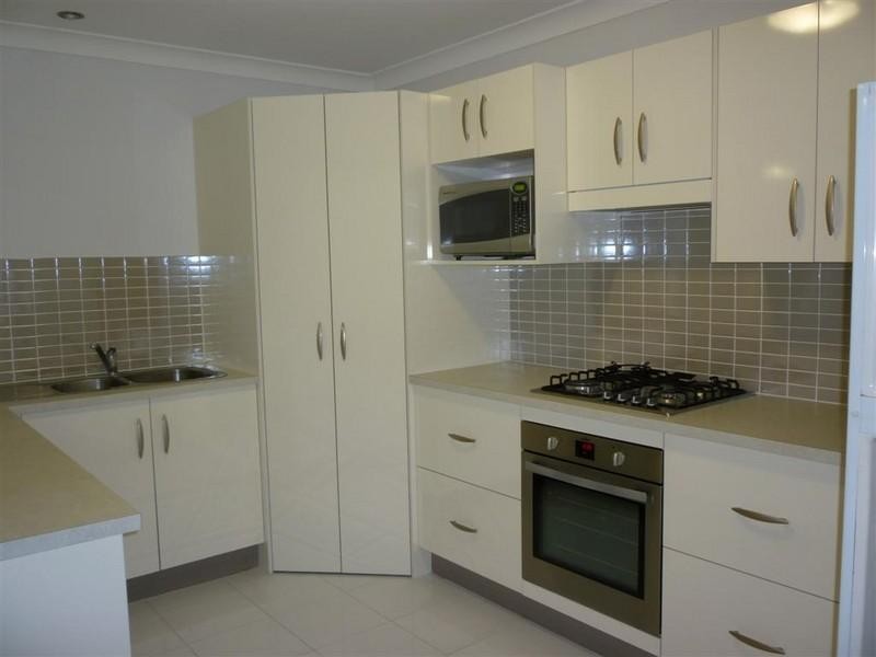 2 Kate Street, Gracemere QLD 4702