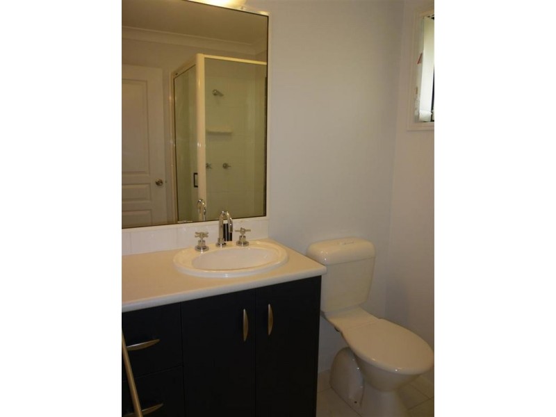 2 Kate Street, Gracemere QLD 4702