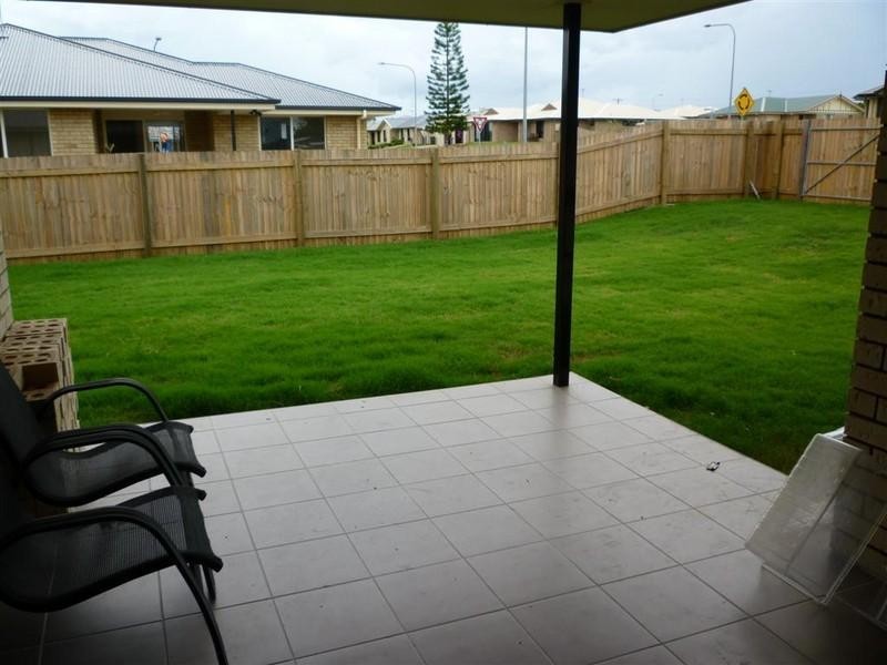 2 Kate Street, Gracemere QLD 4702