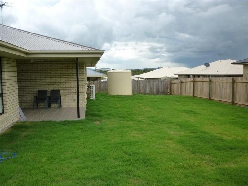 2 Kate Street, Gracemere QLD 4702