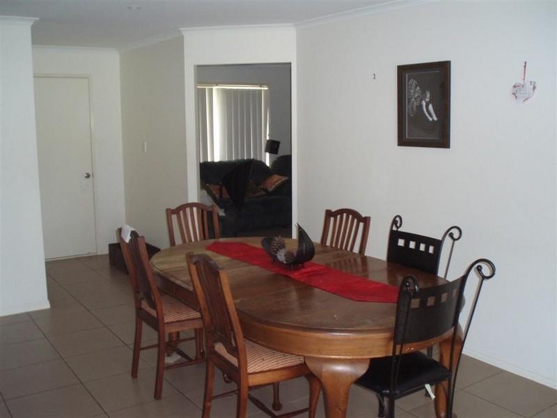 8 Corella Drive, Gracemere QLD 4702