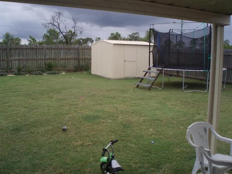 8 Corella Drive, Gracemere QLD 4702