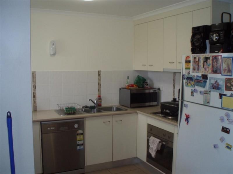 8 Corella Drive, Gracemere QLD 4702