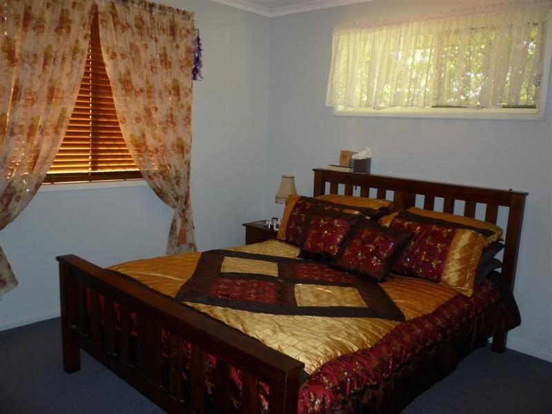 23 Sunrise Crescent, Gracemere QLD 4702