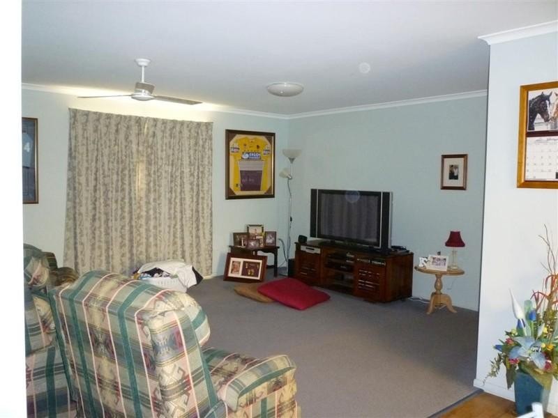 23 Sunrise Crescent, Gracemere QLD 4702