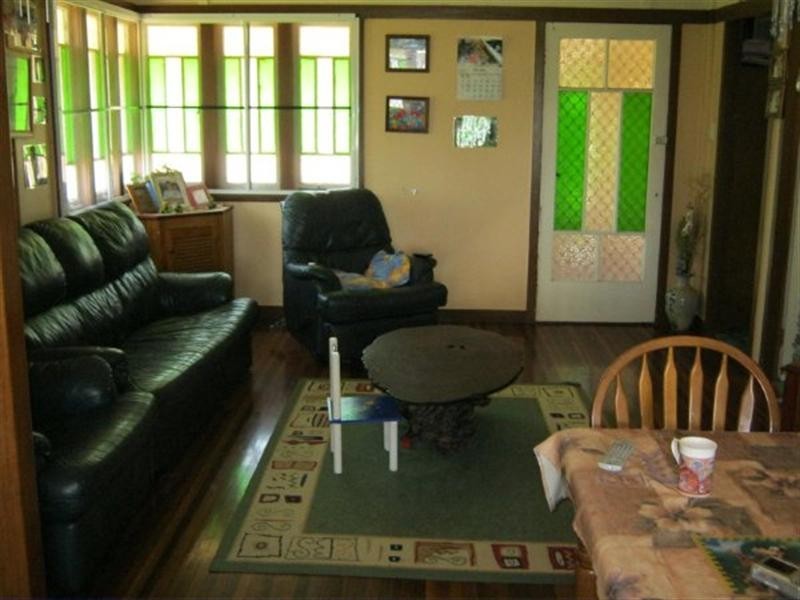 4 Pink Lily Street, Pink Lily QLD 4702