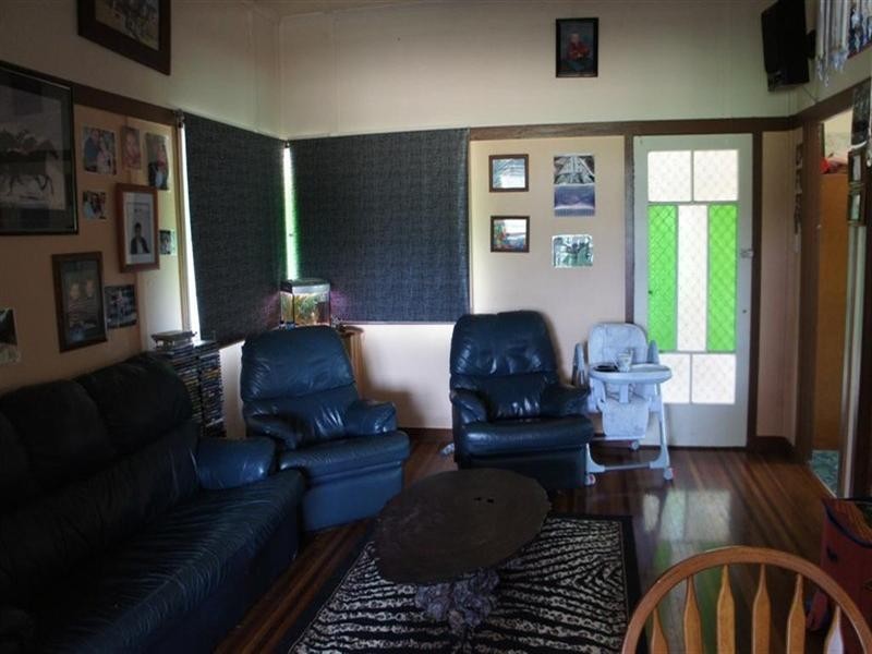 4 Pink Lily Street, Pink Lily QLD 4702