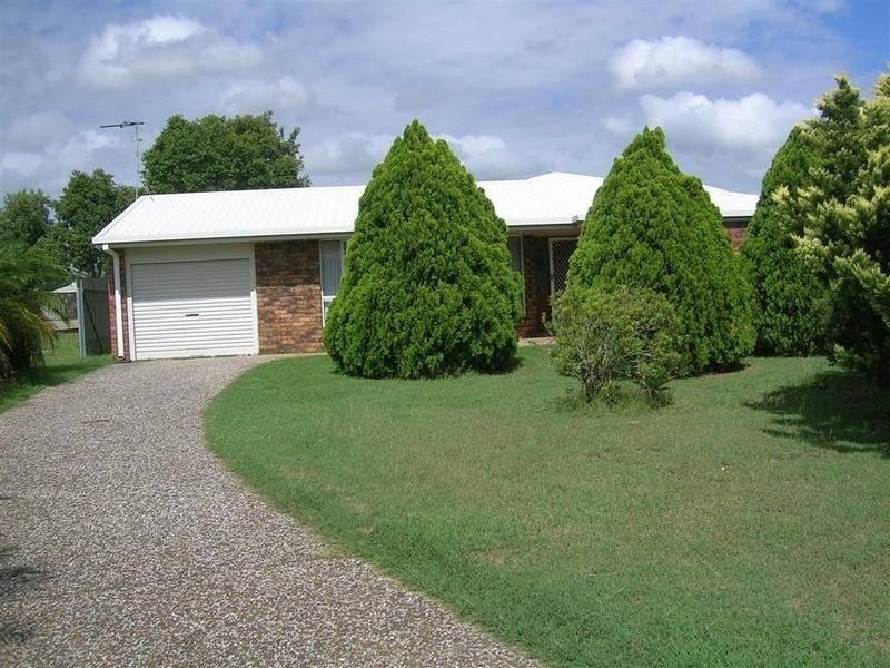 34 Deakin Close, Gracemere QLD 4702