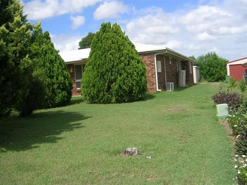 34 Deakin Close, Gracemere QLD 4702