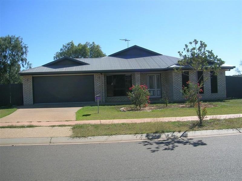 13 John Oxley Drive, Gracemere QLD 4702