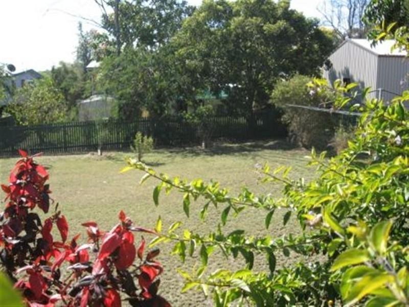 33 Sunrise Crescent, Gracemere QLD 4702