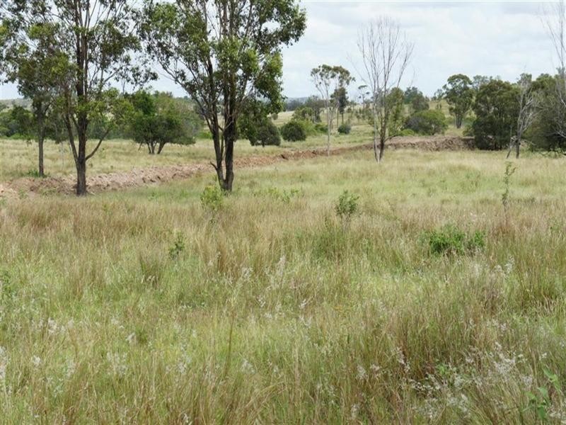 2 Moses Road, Ridgelands QLD 4702