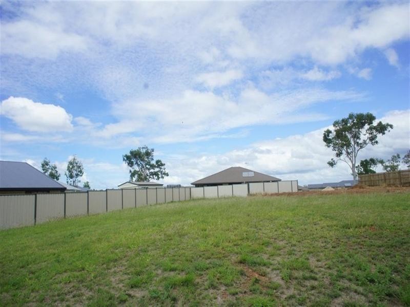 23 Jamie Crescent, Gracemere QLD 4702