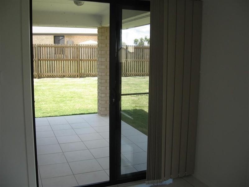 24 John Oxley Drive, Gracemere QLD 4702