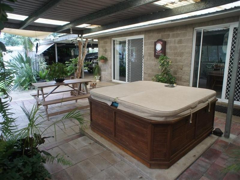 49 Harnsworth Road, Alton Downs QLD 4702