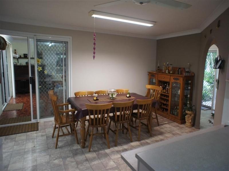 49 Harnsworth Road, Alton Downs QLD 4702