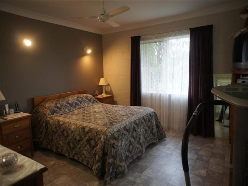 49 Harnsworth Road, Alton Downs QLD 4702