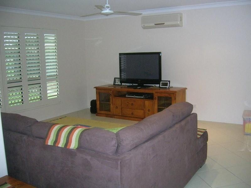 32 Stover Street, Gracemere QLD 4702