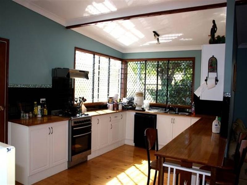 19 Gowdie Street, Mount Morgan QLD 4714