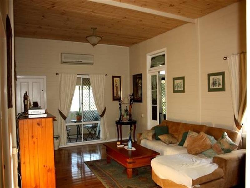 19 Gowdie Street, Mount Morgan QLD 4714