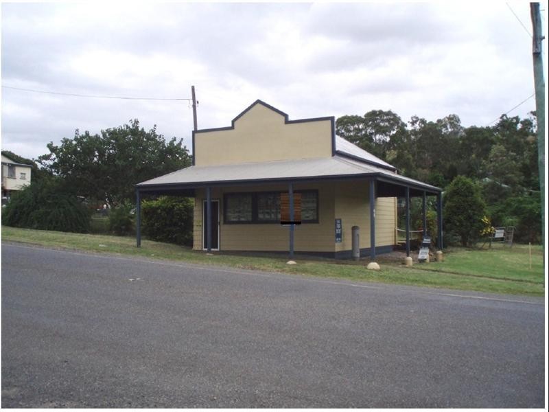 40 Central Street,, Mount Morgan QLD 4714