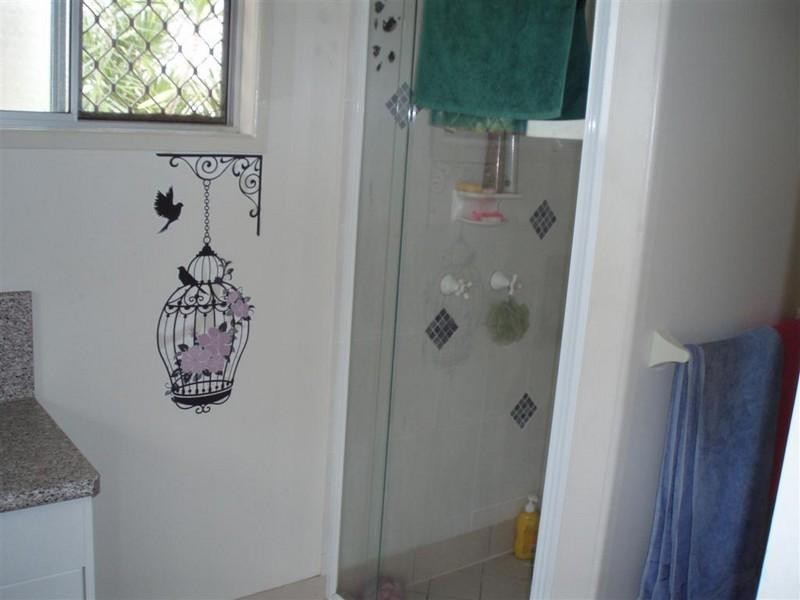 10 Glover Street,, Gracemere QLD 4702