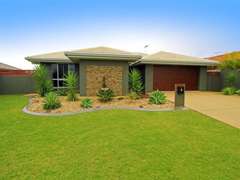 12 Rosella Drive, Gracemere QLD 4702