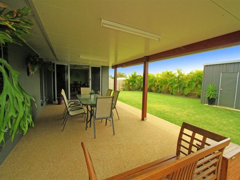 12 Rosella Drive, Gracemere QLD 4702