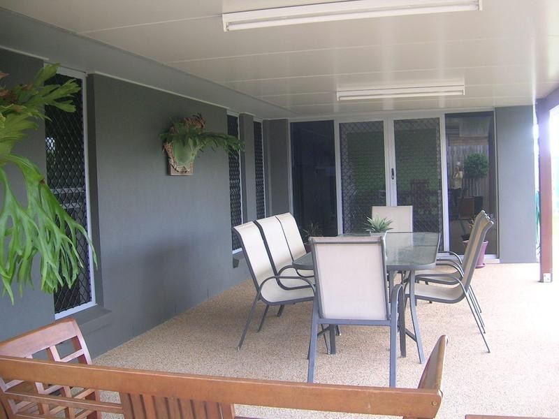 12 Rosella Drive, Gracemere QLD 4702