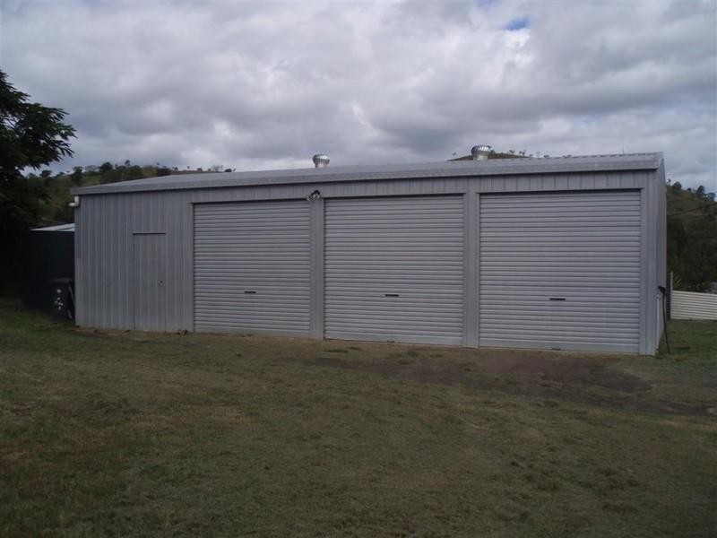 4 Queen Street, Mount Morgan QLD 4714