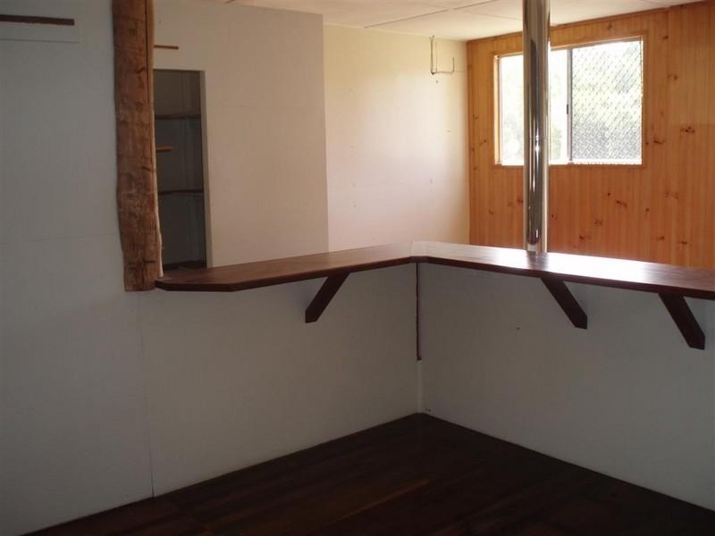 4 Queen Street, Mount Morgan QLD 4714