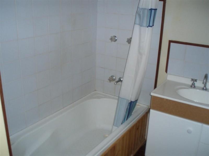 4 Queen Street, Mount Morgan QLD 4714