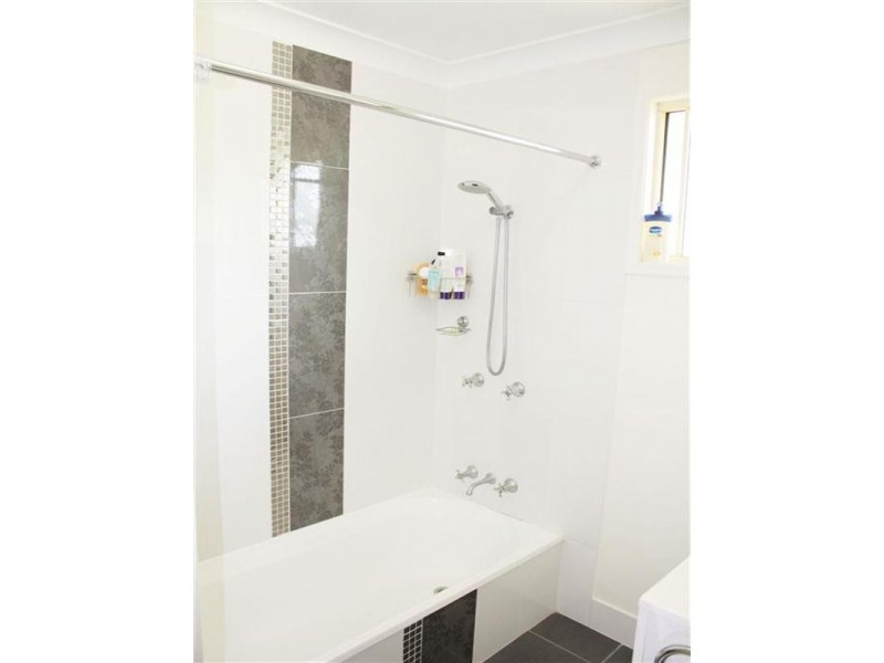 19 Archer Road, Gracemere QLD 4702