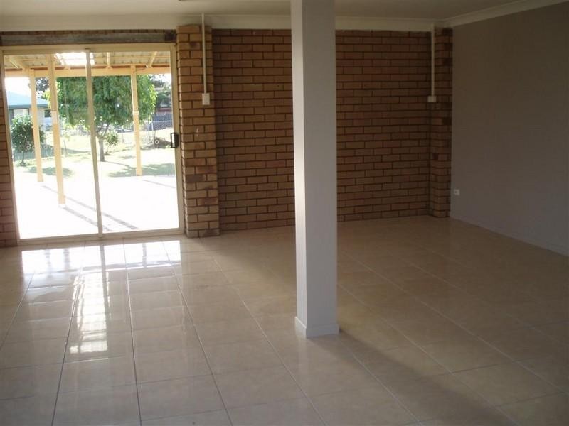 16 Stover Street, Gracemere QLD 4702