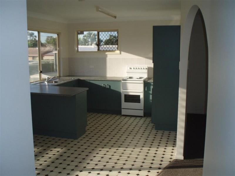 16 Stover Street, Gracemere QLD 4702