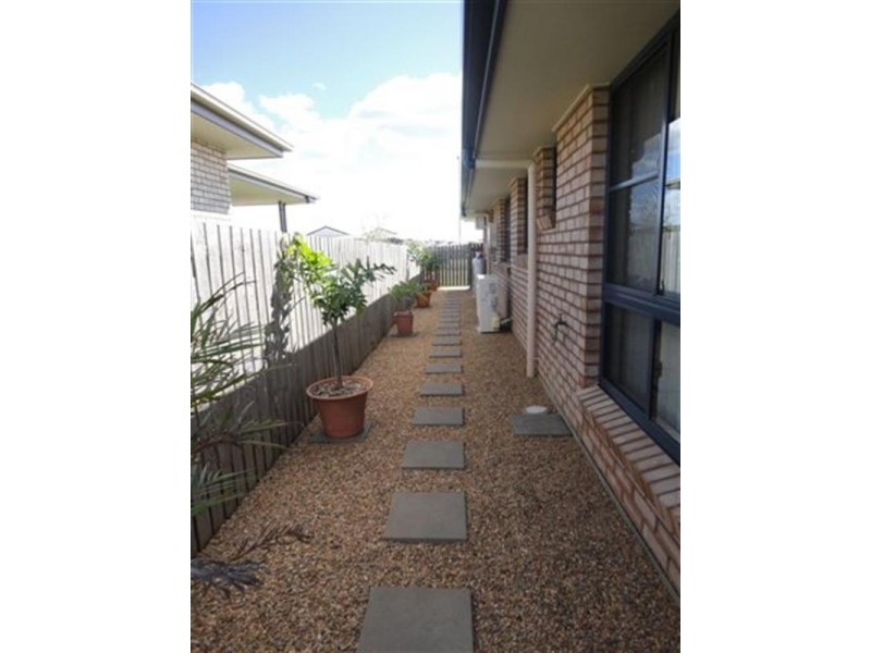 19 Joseph Street, Gracemere QLD 4702