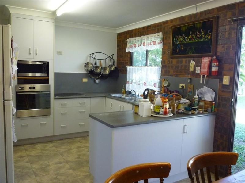 112 DONOVAN CRESENT, Gracemere QLD 4702