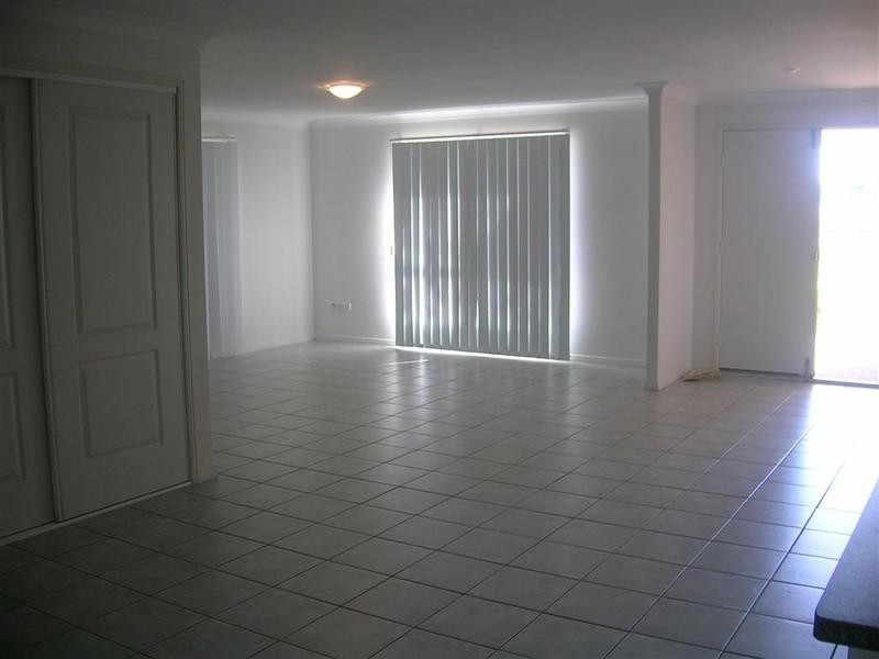 25 Seonaid Place, Gracemere QLD 4702