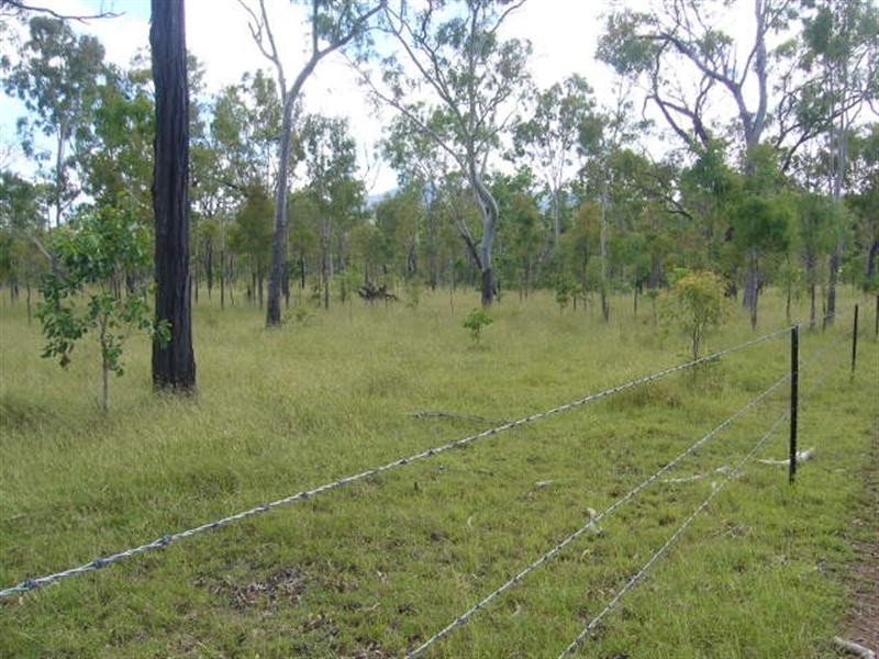 “Flagstone” Normanby Road, Bowen QLD 4805
