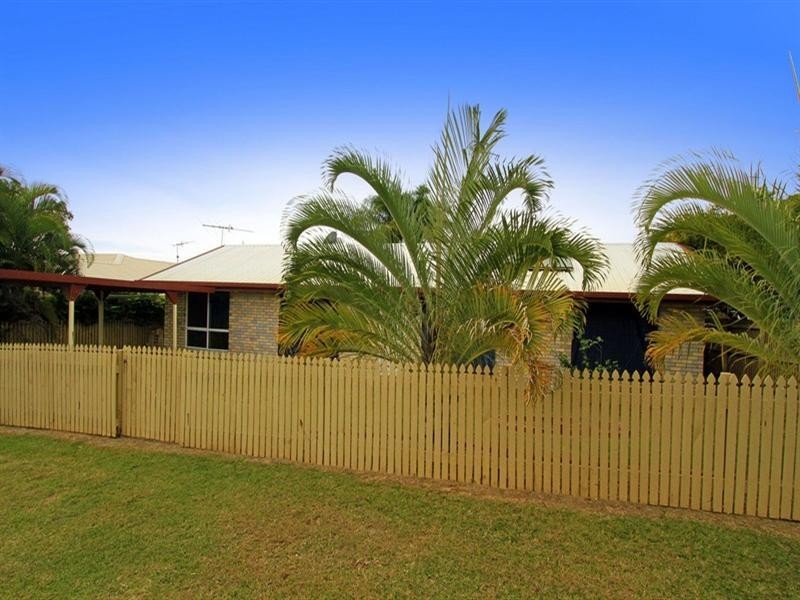 24 Hutchings Street, Gracemere QLD 4702