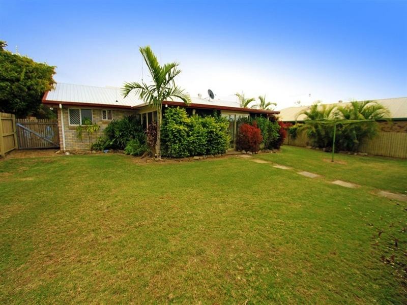 24 Hutchings Street, Gracemere QLD 4702