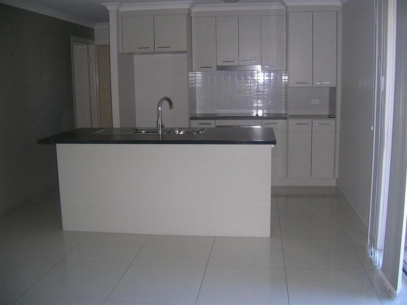 3 Cunningham Court, Gracemere QLD 4702