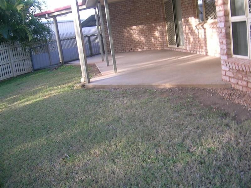 18 Dunnett Street, Gracemere QLD 4702